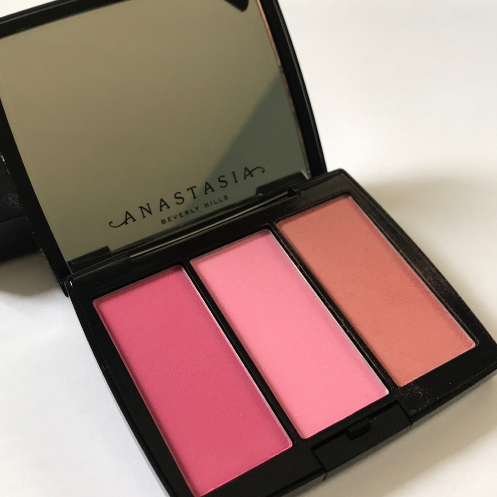 Anastasia Beverly Hills Blush Trio: Pink Passion